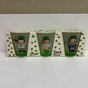 Looney Tunes Leprechaun Shot Glass Set
